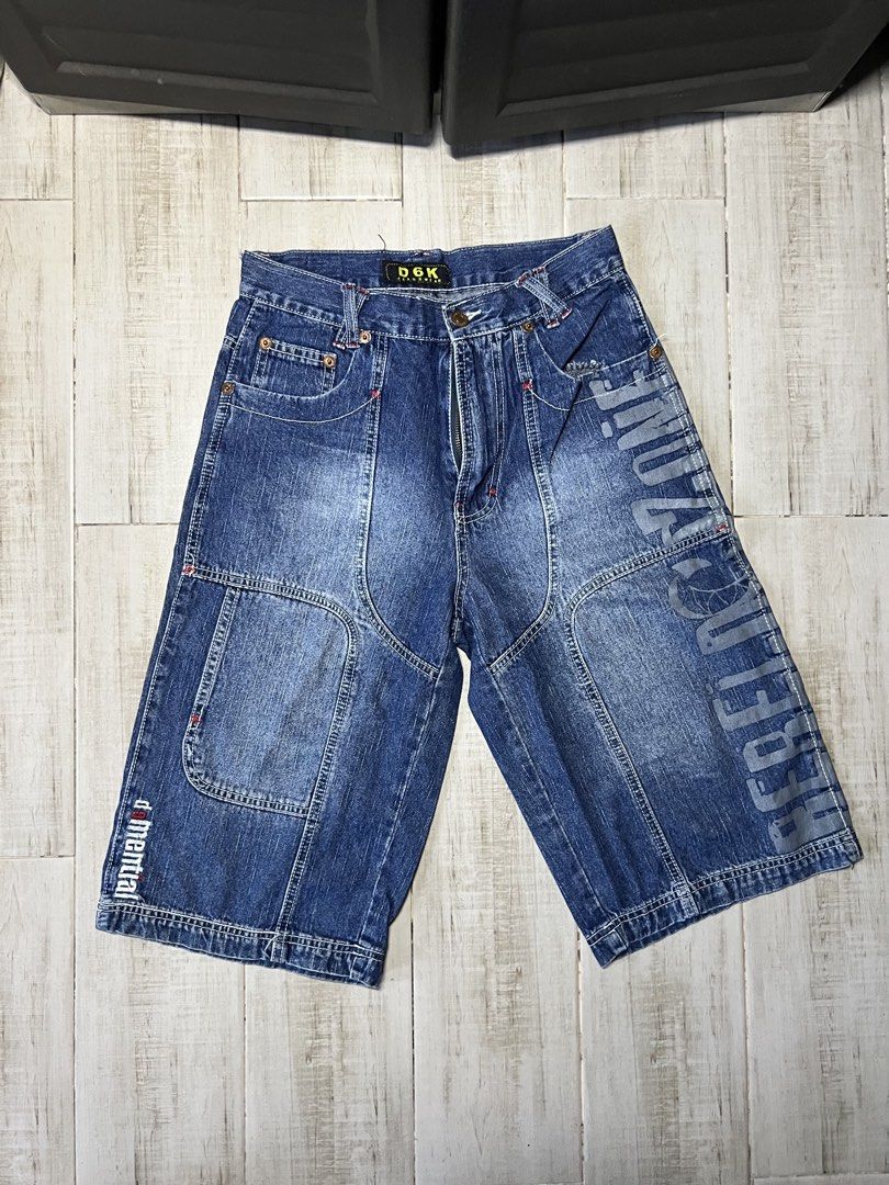 D6K Long Jorts (Category: Shorts) located in Angono. Submitted by odd.fitt (Listing ID 1468094892, Image 1). Description: 28 on tag 28W 24L 10H No issue.