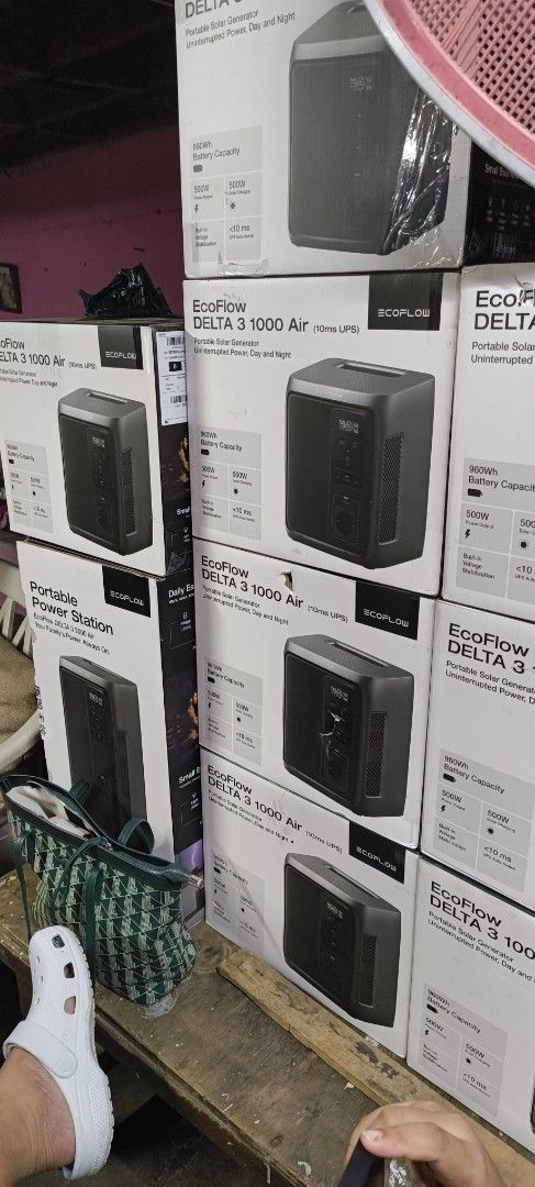 Delta 3 Air 960wh INTL (Category: Batteries & Power Banks) located in Navotas City. Submitted by nallhaemsti (Listing ID 1468218249, Image 2). Description: - Brand: EcoFlow - Model: DELTA 3 1000 Air (960Wh INTL) - Type: Portable Power Station / Solar Generator - Condition: Brand new, factory-sealed boxes - Features: 960Wh battery capacity, 500W power output, built-in voltage stabilization, <20ms UPS auto-switch - Location: San Jose Navotas City f