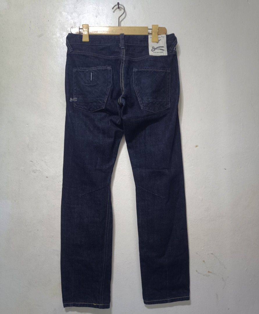 Denham Apache indigo selvegde jeans (Category: Jeans) located in Muntinlupa City. Submitted by kamiseta01 (Listing ID 1468174930, Image 2). Description: authentic denham Apache indigo selvegde jeans made in Japan slim button fly excellent condition missing 1 button @ back pocket overall excellent condition.
