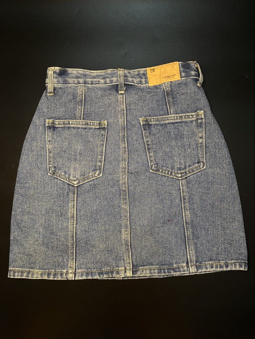 Denim Skirt (Category: Skirts) located in Manila. Submitted by luveri.collection (Listing ID 1468216894, Image 2). Description: MOP: GCash.
