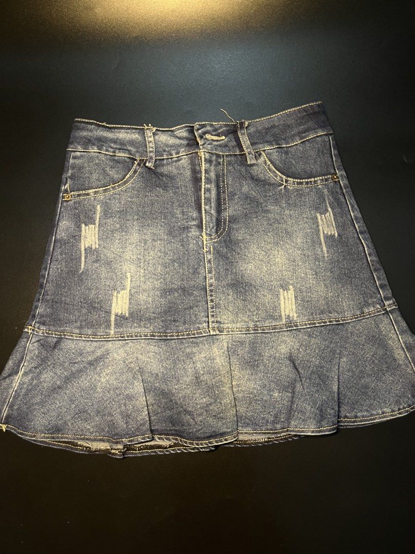 Denim Skirt (Category: Skirts) located in Manila. Submitted by luveri.collection (Listing ID 1468217890, Image 1). Description: MOP: GCash.
