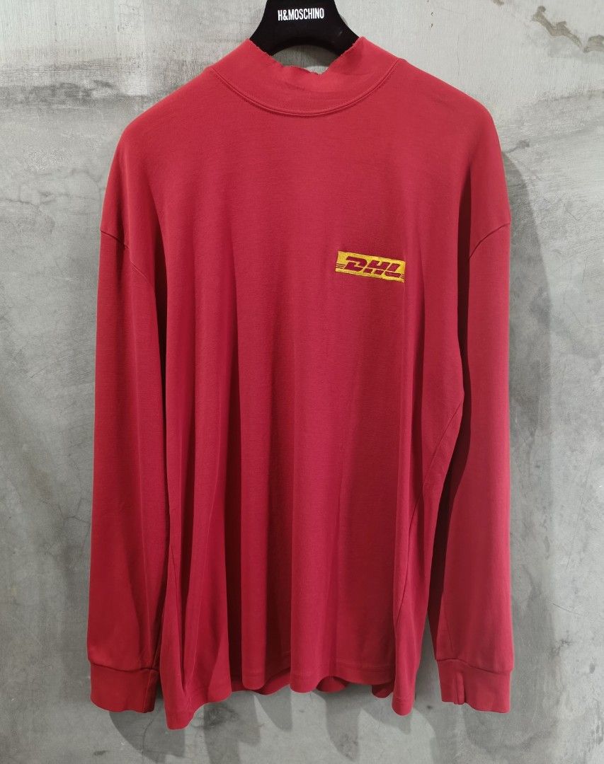 D.H.L Mens Red Sweatshirt (Category: Coats, Jackets and Outerwear) located in Bacoor. Submitted by nineties_kid (Listing ID 1468167716, Image 3). Description: <===• D.H.L Mens Red Sweatshirt Cintas Clothing Tag (Clothing Company that makes Carhartt Workwear) Color: Red Size: Large Shoulder width: 23 inches Sleeve length: 24.5 inches Shirt width: 24 inches Shirt length: 32 inches Issue: Stitch issue in neck ___________________________ ▶LBC Cash on