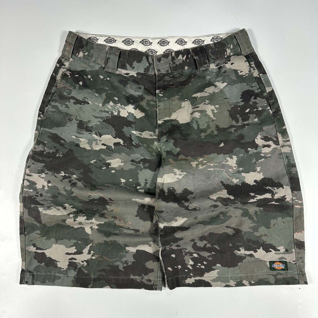 dickies camou (Category: Shorts) located in Dagupan City. Submitted by shanet. (Listing ID 1468257114, Image 1). Description: Y2k D*ckies camou double patch No issue crispy condi W- 38 L- 26.5 T- 15 H- 13.5.