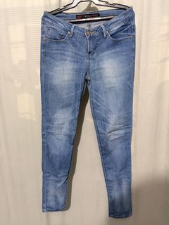(Category: ) located in . Submitted by clothesandcollectibles (Listing ID 1468233513, Image 1). Description: .