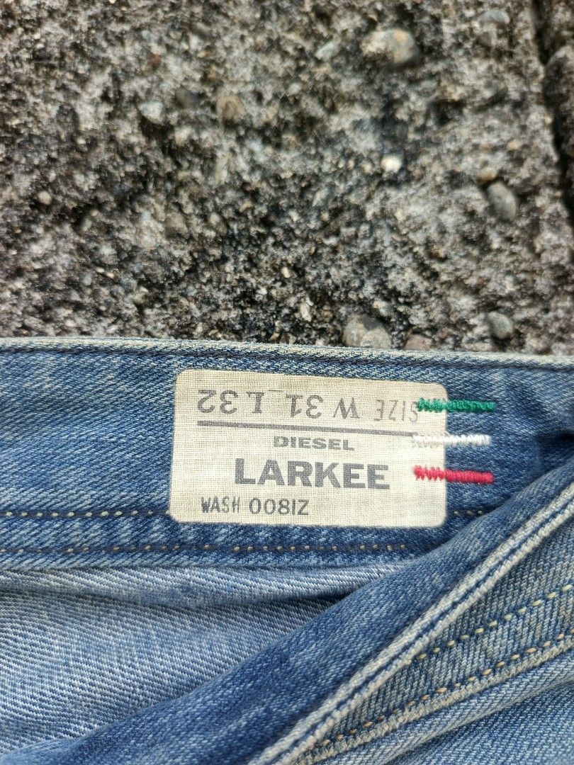 Diesel Larkee Jeans (Category: Jeans) located in Manila. Submitted by coyyimpothrift2 (Listing ID 1468218899, Image 3). Description: - Brand: Diesel Larkee - Size: W31 L32 - Color: Light blue wash - Cut: Straight leg - Closure: Classic button fly - Details: Distinctive back pocket stitching - Condition/Use: Great everyday casual staple piece made with quality denim.