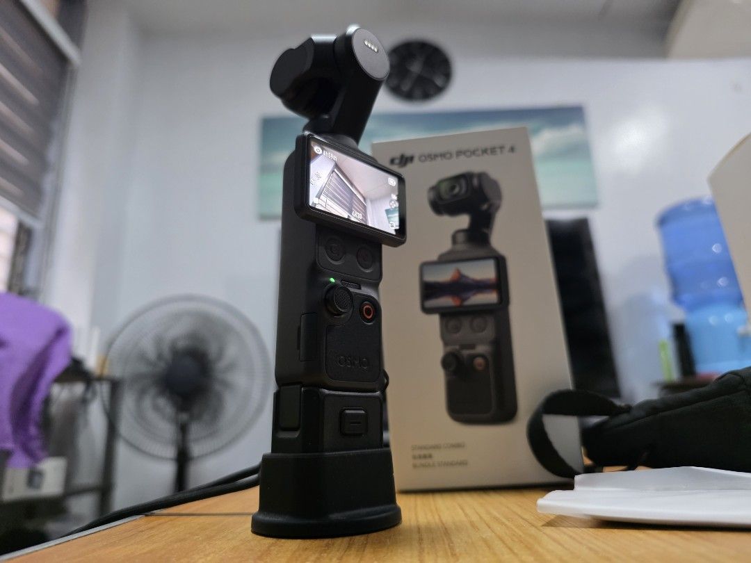 DJI Osmo Pocket 4 Standard (w/ freebies) (Category: Video Cameras) located in Quezon City. Submitted by hattori15 (Listing ID 1468173924, Image 2). Description: Selling DJI Osmo Pocket 4 STANDARD Combo New release from DJI Almost new 2x lang nagamit Looks new Upgraded 1-inch sensor Built-In 107gb storage Expandable via micro sd card 2x Lossless zoom With tempered glass installed Inclusions: Osmo Pocket 4 Gimbal Clamp Handle with 1/4" thread Porta