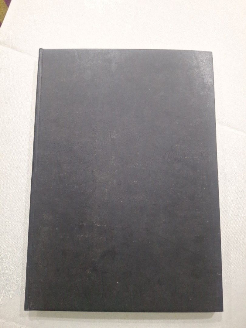 Document Folder - 10 pockets (Category: Stationery & School Supplies) located in Singapore. Submitted by jane101929 (Listing ID 1468239054, Image 3). Description: Black document folder with gold embossed Great Eastern Life logo on front. Includes clear plastic sleeves inside for organizing papers or certificates. Clear pocket slot on front cover for label insertion. Professional corporate item. Good for keeping documents neat and tidy. Hard cover
