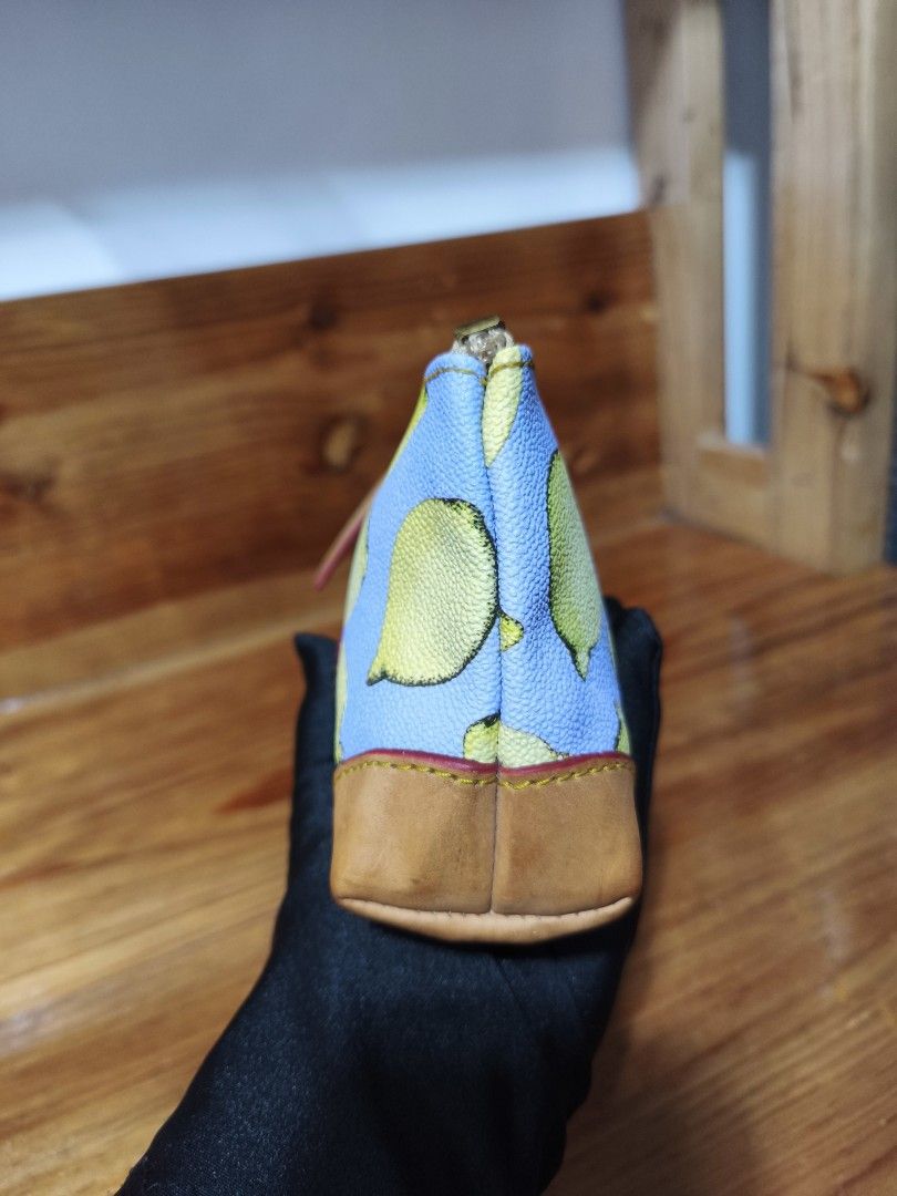 Dooney & Bourke Lemon Print Cosmetic Pouch (Category: Purses & Pouches) located in Baguio. Submitted by queenlyne_vintage_rare_finds (Listing ID 1468089179, Image 2). Description: .