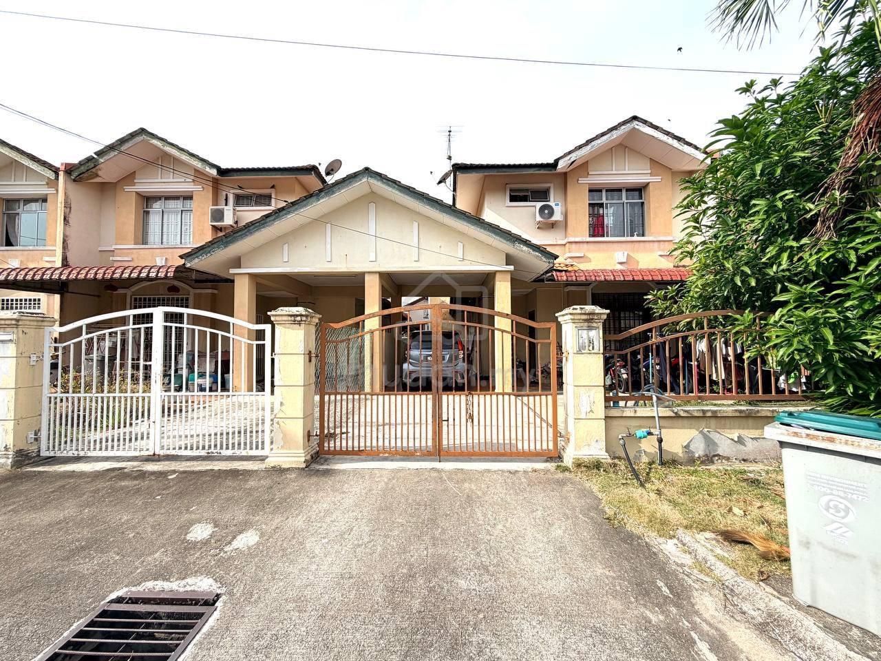 Double Storey Semi-D Cluster, Taman Tasik Utama Ayer Keroh Melaka ...