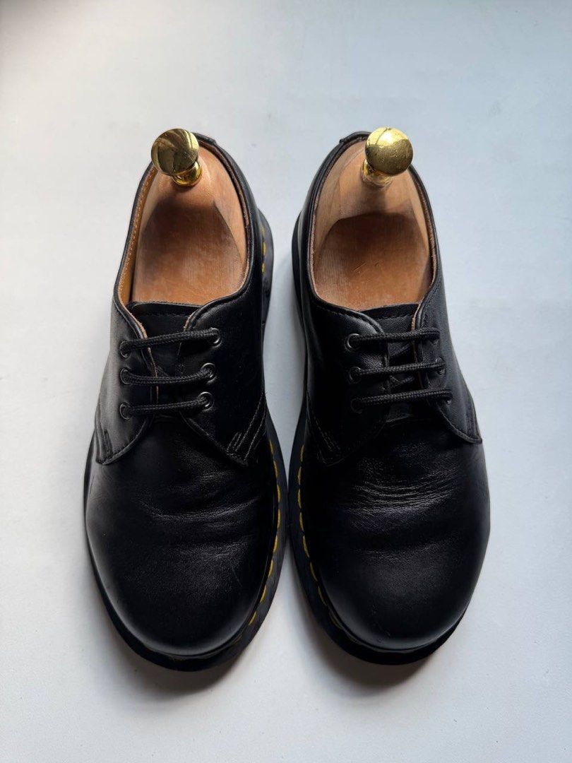 Dr. Martens 11838 (Category: Boots) located in Cagayan de Oro. Submitted by thrift_crate.ph (Listing ID 1468223258, Image 1). Description: ᴅʀ. ᴍᴀʀᴛᴇɴs 𝟷𝟷𝟾𝟹𝟾 𝟼ᴜs ᴡᴍɴs / 𝟸𝟹ᴄᴍ 𝐒𝐢𝐳𝐞: 6US / 23cm 𝐂𝐨𝐧𝐝𝐢𝐭𝐢𝐨𝐧 𝐫𝐚𝐭𝐞: 10/10 𝐂𝐨𝐥𝐨𝐫 𝐫𝐚𝐭𝐞: 10/10 Issue/s: Minimal heel drag.