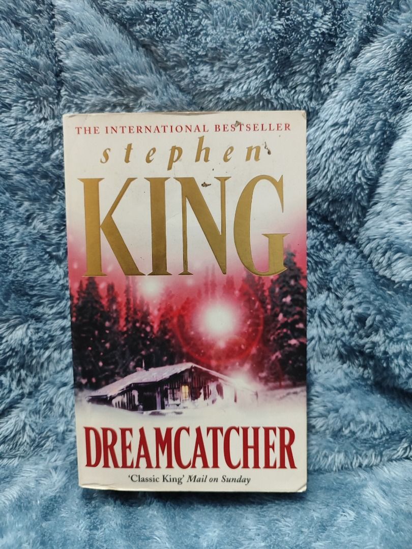 Dreamcatcher by Stephen King paperback novel (Category: Storybooks) located in Caloocan City. Submitted by silverflower-eca7 (Listing ID 1468259393, Image 1). Description: Stephen King novel titled Dreamcatcher. Mass market paperback format. Classic thriller read for horror fans. Pages intact, ready for a new reader to dive in. 🚚 Shipping available at buyer's expense.