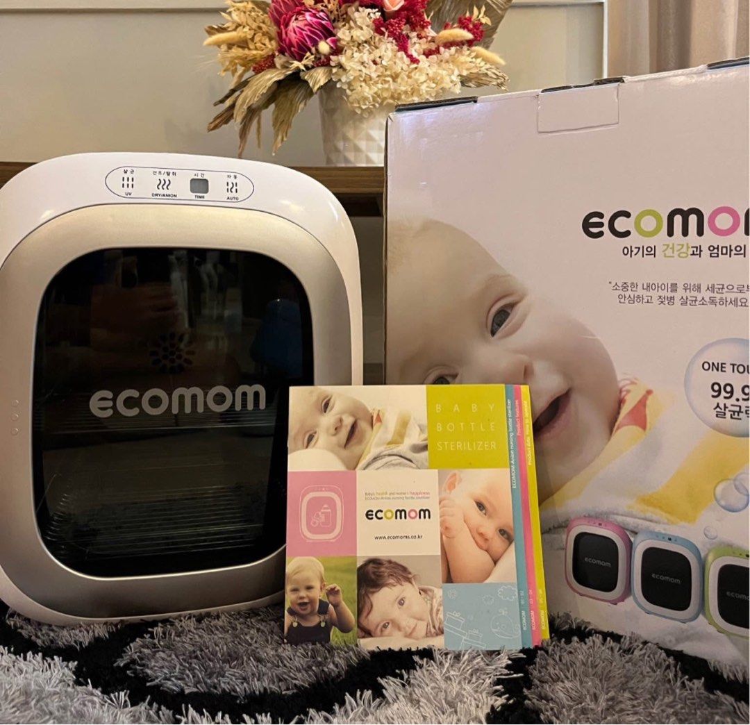ECOMOM UV STERILIZER (Category: Breastfeeding & Bottle Feeding) located in Quezon City. Submitted by momi.ashiko (Listing ID 1468129012, Image 2). Description: ECOMOM UV STERILIZER Pre-loved Selling for 4k only UV Sterilizer for: Milk Bottles, Teethers, Toys, Gadgets, Feeding accessories, Etc.. Fits up to 12 bottles. Dual UV Light Sterilization. Inclusions: Manual & Box Issue: Water marks but can be removed with right mix of solution. SRP: P15,00