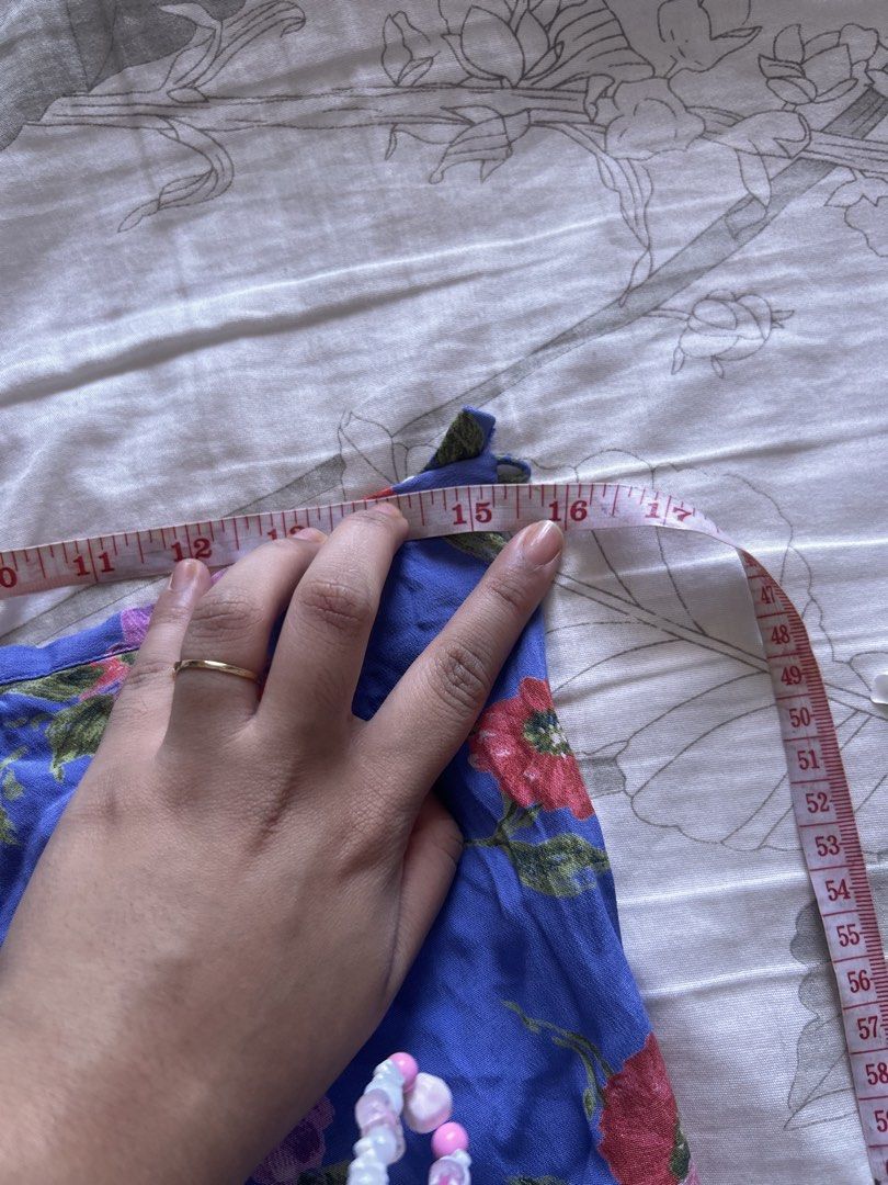 Eddia Bauer Floral Skirt (Category: Skirts) located in Makati City. Submitted by lilylovesxo (Listing ID 1468185608, Image 3). Description: 32” waistline 19” length Loc: taguig.