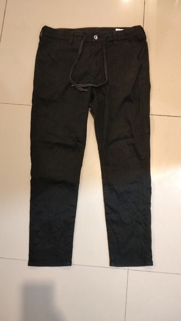 Edwin Jerseys Black Pants Size M JME32C (Category: Joggers) located in Angeles City. Submitted by mightywhale_13072f (Listing ID 1468175630, Image 1). Description: - Brand/Model: Edwin Jerseys (JME32C) - Color: navy blue - Size: M - Waist: Adjustable 74 to 82 cm with drawstring and button closure - Pockets: Front pockets and two back patch pockets - Material: Comfortable stretch fabric - Condition/Details: Clean design, Japanese care label, ideal