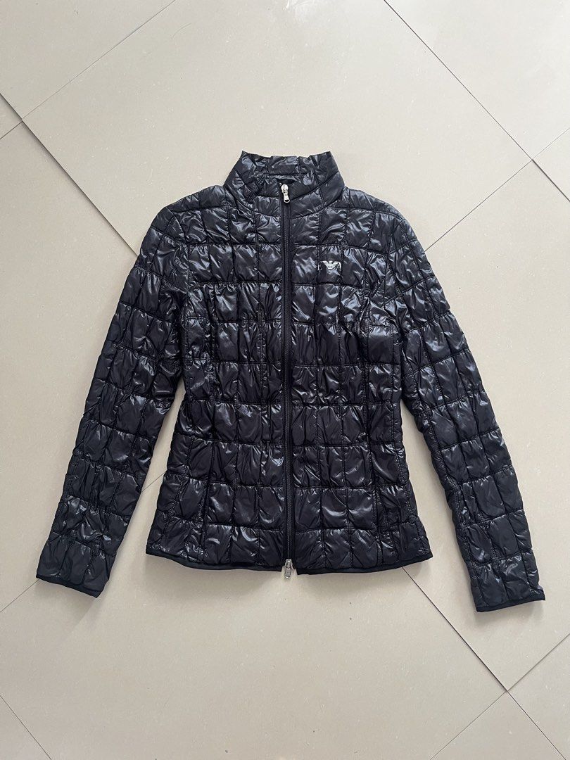EMPORIO ARMANI BLACK PUFFER JACKET (Category: Coats, Jackets and Outerwear) located in Magarao. Submitted by chalkzone20 (Listing ID 1468225372, Image 2). Description: EMPORIO ARMANI BLACK PUFFER JACKET Size: Large on tag Condition: 9.5/10 Color rate: 9.5/10 Excellent condition Dimensions: 18 x 24 2,000+sf DISCLAIMER: We are not affiliated with, associated with, or officially connected to any of the brands posted. All registered trademarks and co