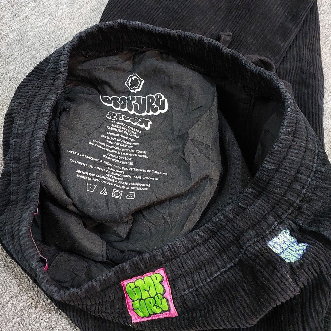 Empyre Corduroy Pants Black Size XS (Category: Jeans) located in Cebu City. Submitted by thrift.thriftly (Listing ID 1468090985, Image 3). Description: dimes: W30 x 39 condition: good as new color rate: 10/10 issues: none .