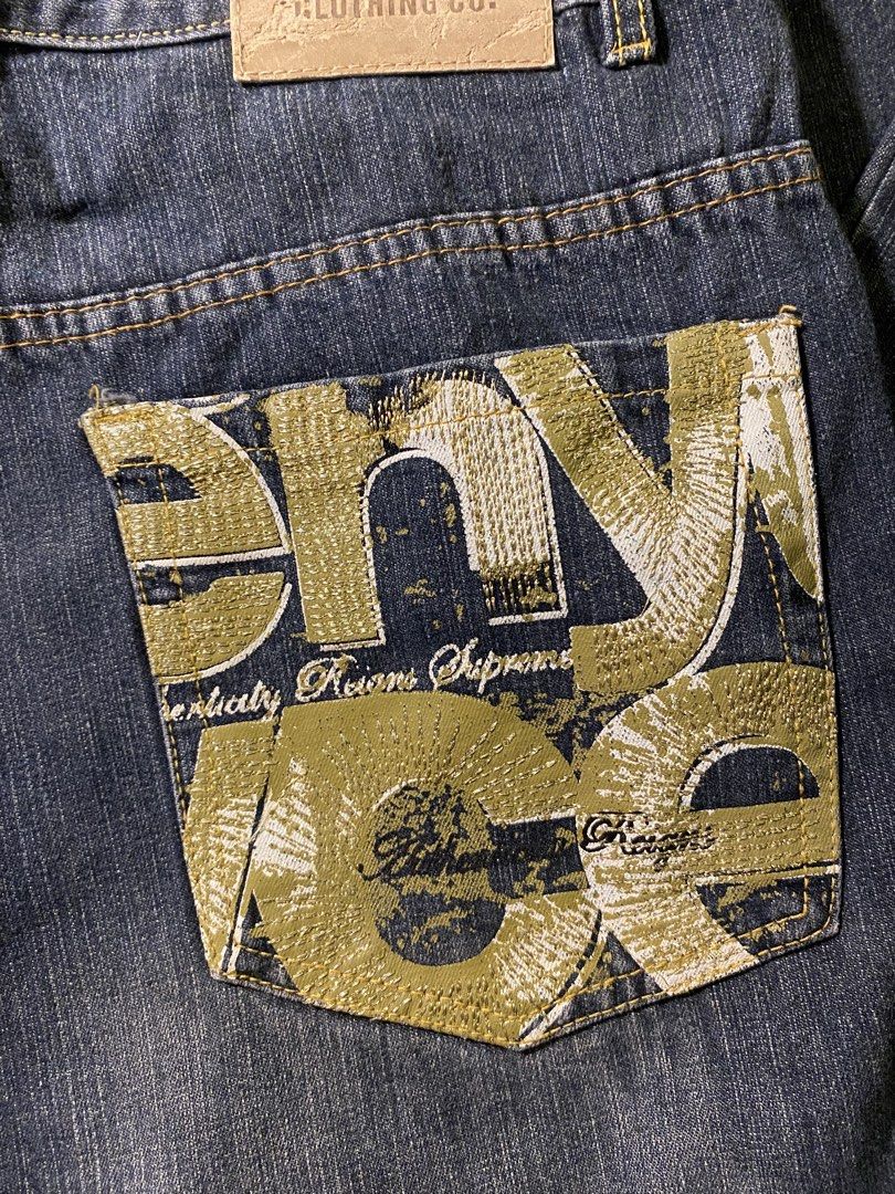 ENYCE (Category: Jeans) located in Baguio. Submitted by where2wear.epbi (Listing ID 1468063929, Image 3). Description: Dimes 🔽🔽🔽 Waist: 36” Length: 43” Thigh: 14” Hem: 10” via tape measure Laid flat Condition: Good Issue: Zipper Check commsec ₱1,699.