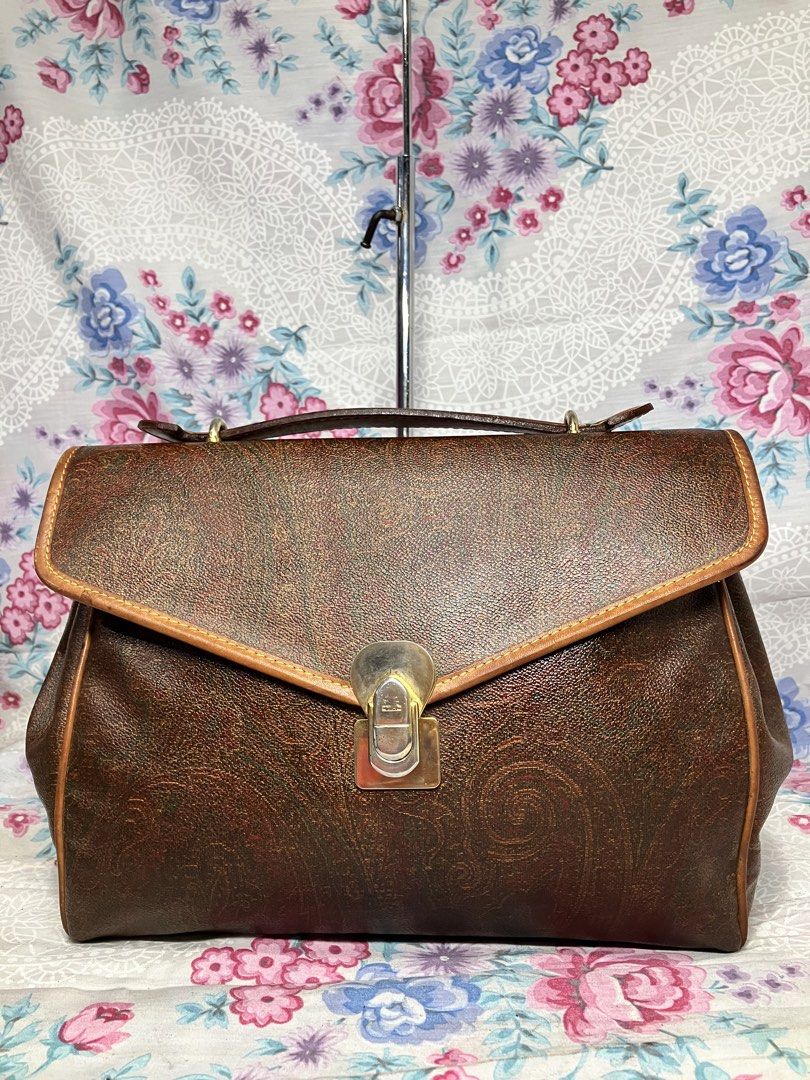 ETRO MILANO SADDLE BAG (Category: Tote Bags) located in General Mariano Alvarez. Submitted by adonid (Listing ID 1468103130, Image 1). Description: ETRO MILANO SADDLE BAG GOOD CONDITION NORMAL SIGN OF USAGE ONLY ISSUE WALA NA SLING .
