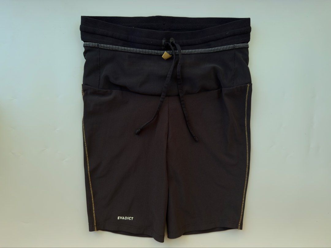 EVADICT MIDTIGHTS TRAIL (Category: Activewear) located in Legazpi City. Submitted by mr.solelution (Listing ID 1465634552, Image 1). Description: • EVADICT TRAIL SHORT ( women ) • XS on TAG • DIMES: W - 24/28 | L - 15 • EXCELLENT CONDITION LOCATION: LEGAZPI ALBAY BICOL 📍 PLUS SHIPPING FEE 💵.