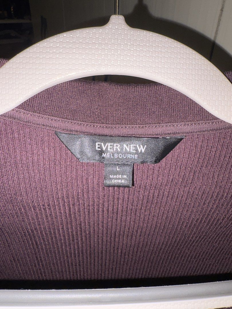 Ever New Collared Sleeveless Top (plus size) (Category: Sleeveless) located in Antipolo. Submitted by maiplus (Listing ID 1468248512, Image 2). Description: Size L, fits L-2XL body frame ribbed material no flaws.