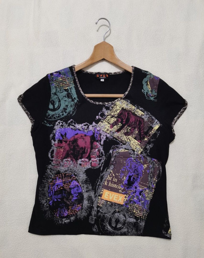EVEX by KRIZIA Graphic Patchwork Print Tee (Category: Blouses) located in Santa Cruz. Submitted by oddpenguin-4575 (Listing ID 1468095576, Image 2). Description: 📌.....P L E A S E R E A D..... 📌measurement:Laid flat Sh-14.5"/Sleeve-5"/Chest-18.5"/Lenght-21"/armhole-6"/armpit-8.5" 📌size:this shirt is equivalent to a Standard Small (S) or fitted Medium (M) in local Filipino sizing. The inner tag displays the Japanese size 44, which is traditiona