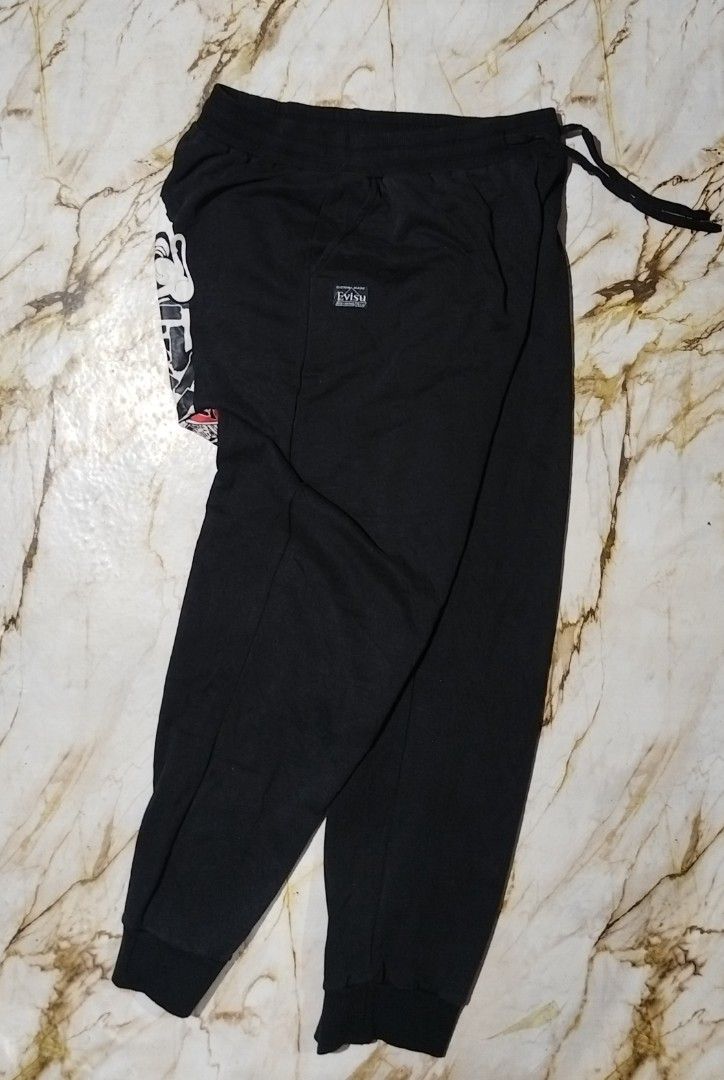 EVISO JOGGER PANTS (Category: Joggers) located in Veruela. Submitted by ivytalibo62410 (Listing ID 1468210715, Image 2). Description: EVISO JOGGER PANTS ▪️ Size Xl ▪️ w31-37 ▪️ Lenght 40 ▪️ Very Good Condition ▪️ Cr 9 / 10 ▪️ Wash & fabcon Ready to wear 350+ Shipping fee 🚘 LOC. Veruela AGUSAN DEL SUR 📍.
