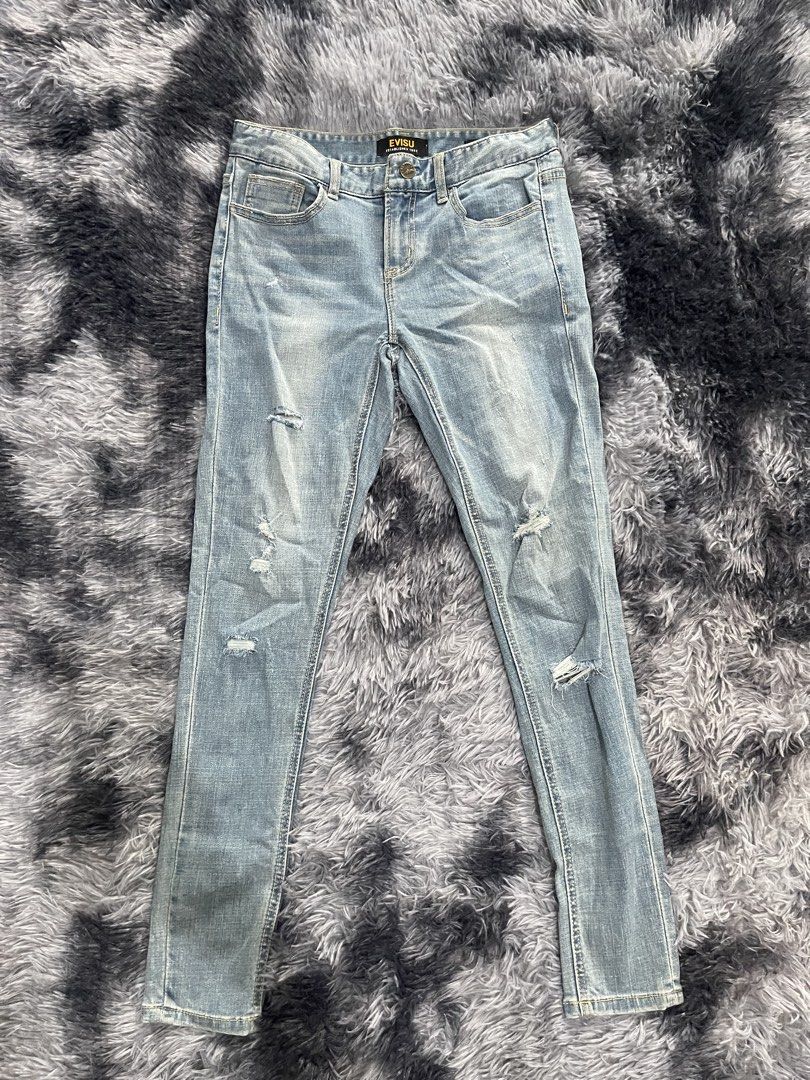 Evisu seagull pants (Category: Jeans) located in San Jacinto. Submitted by clothcartelph (Listing ID 1468104500, Image 2). Description: EVISU SIZE: 29 LEGHOLE: 5 WIDTH: 29 LENGTH: 35 ISSUE: ~ COLOR RATE: 9.4/10 CONDITION: EXCELLENT.