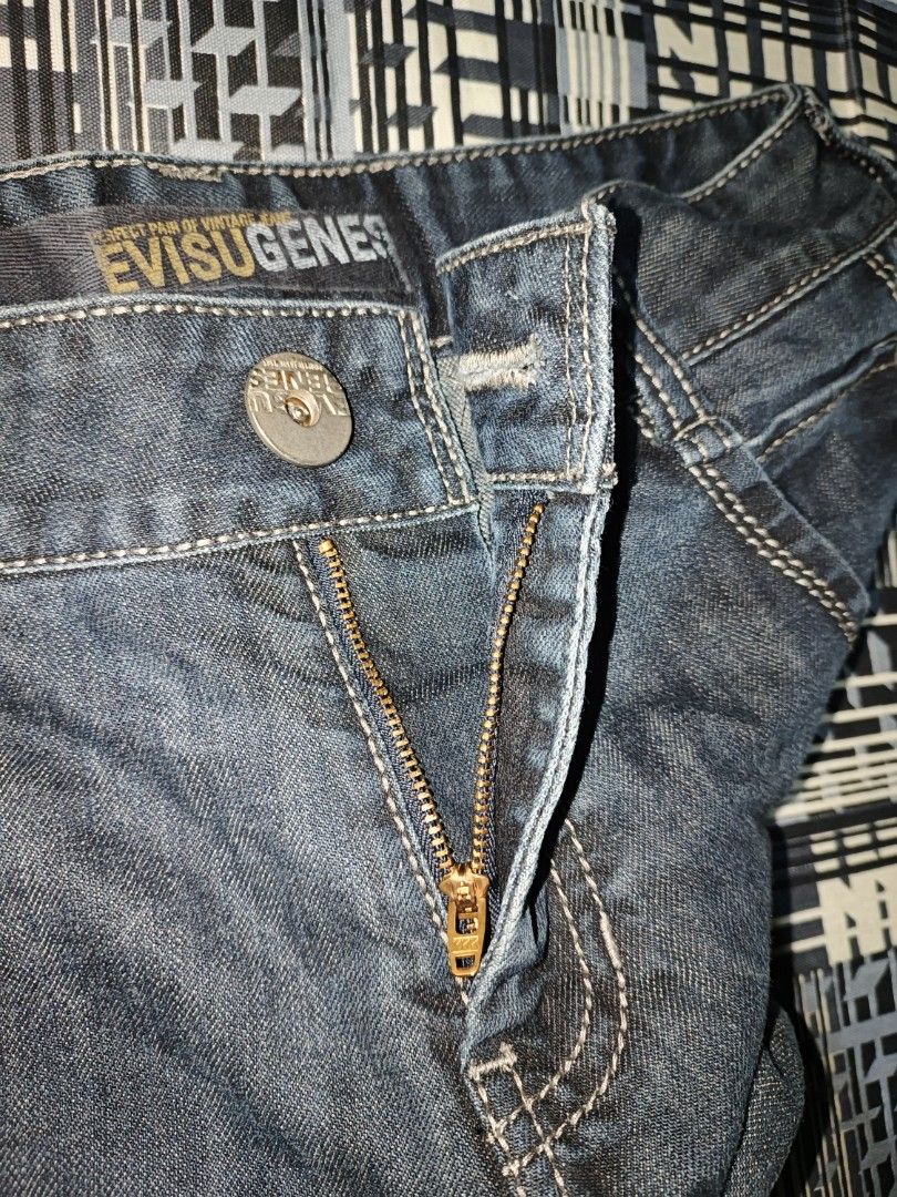 Evisu shorts (Category: Shorts) located in Koronadal. Submitted by rareshark-efad (Listing ID 1468069997, Image 3). Description: .