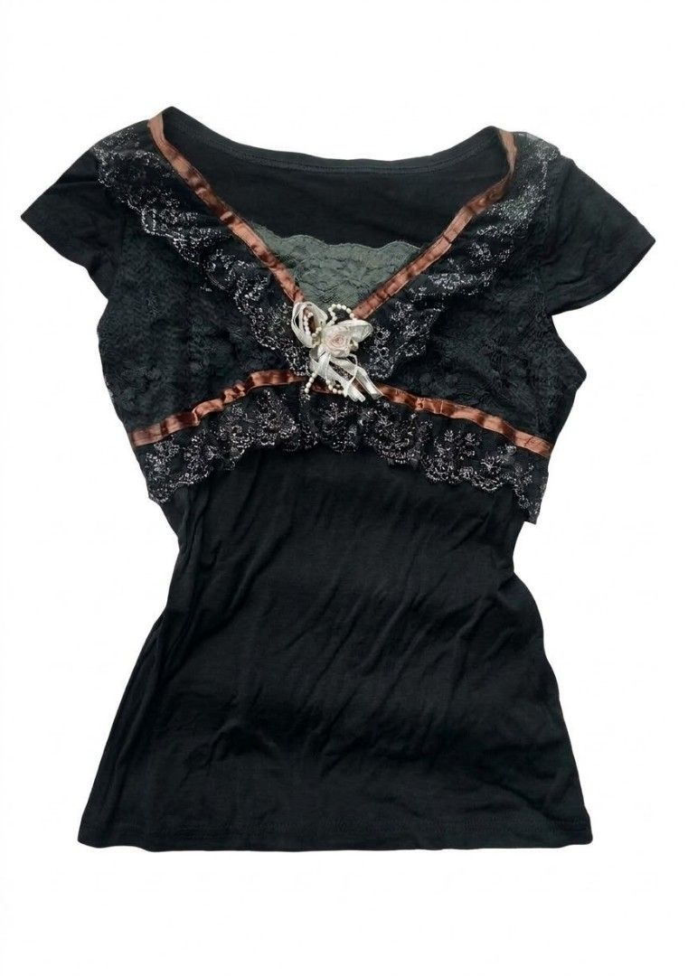 Fairy top (Category: Blouses) located in Quezon City. Submitted by lys_picks (Listing ID 1468169322, Image 1). Description: s-m no issuee veryy pretty!💕.