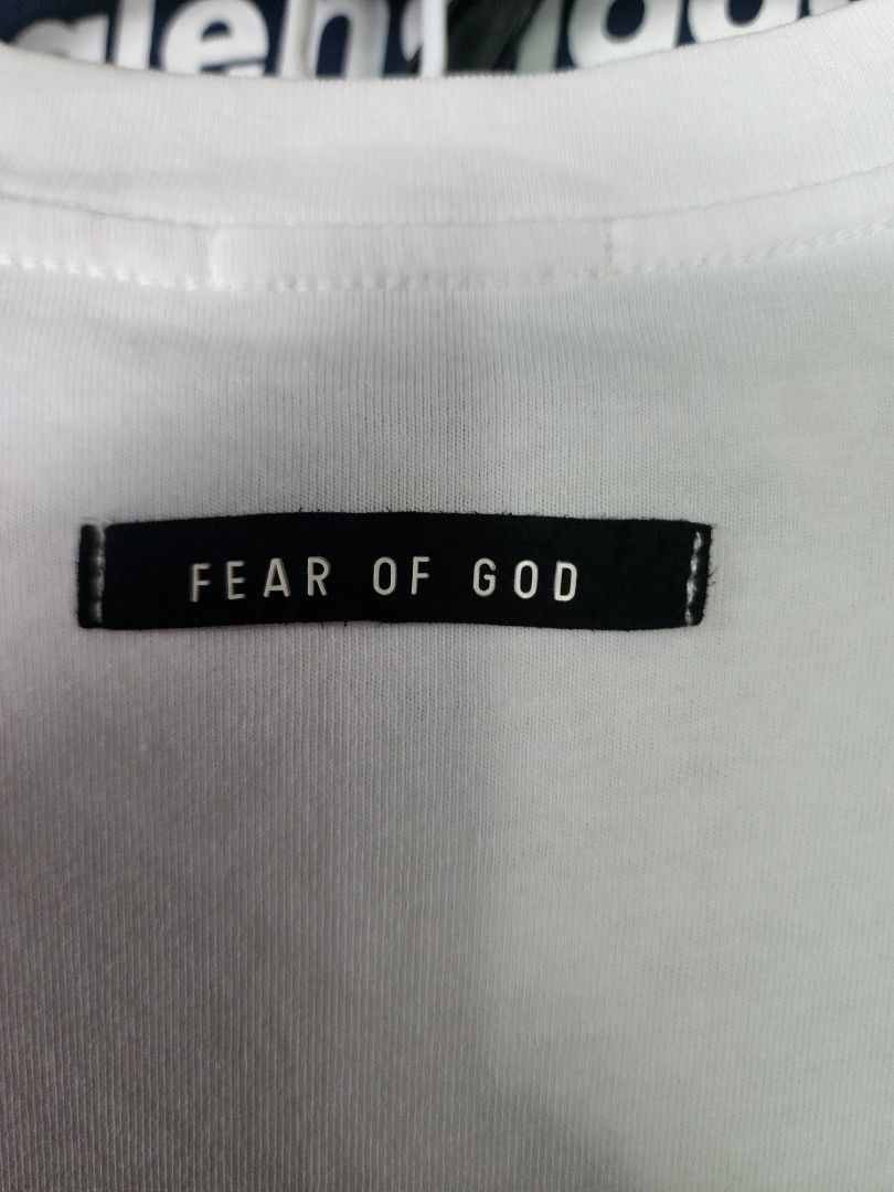 Fear of God tshirt (Category: Tshirts & Polo Shirts ) located in Real. Submitted by raphy2019 (Listing ID 1468139594, Image 2). Description: .