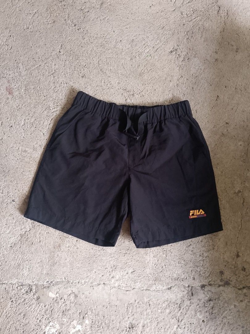 Fila linea Italian (Category: Shorts) located in Manila. Submitted by thereal_jeysiii0225 (Listing ID 1468073397, Image 2). Description: .