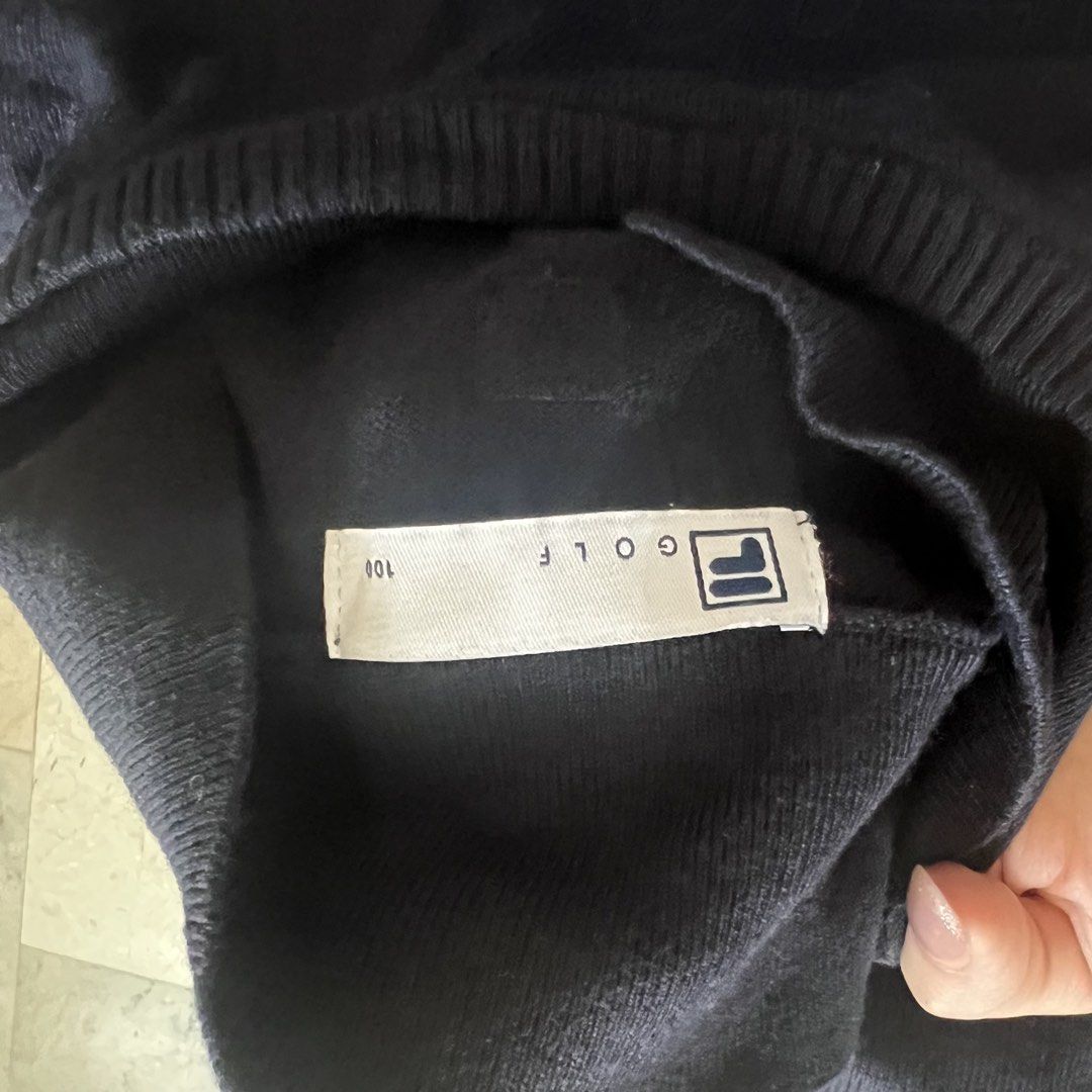 Fila longsleeves (L) (Category: Activewear) located in Cebu City. Submitted by sammaemendoza (Listing ID 1468166795, Image 3). Description: .