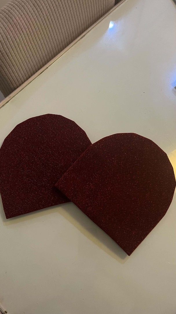 Filipiniana Sleeves (Category: Others Tops) located in Marikina City. Submitted by macy_1024 (Listing ID 1468104327, Image 2). Description: Filipiniana Sleeves (Glittery) Maroon Small Never worn.