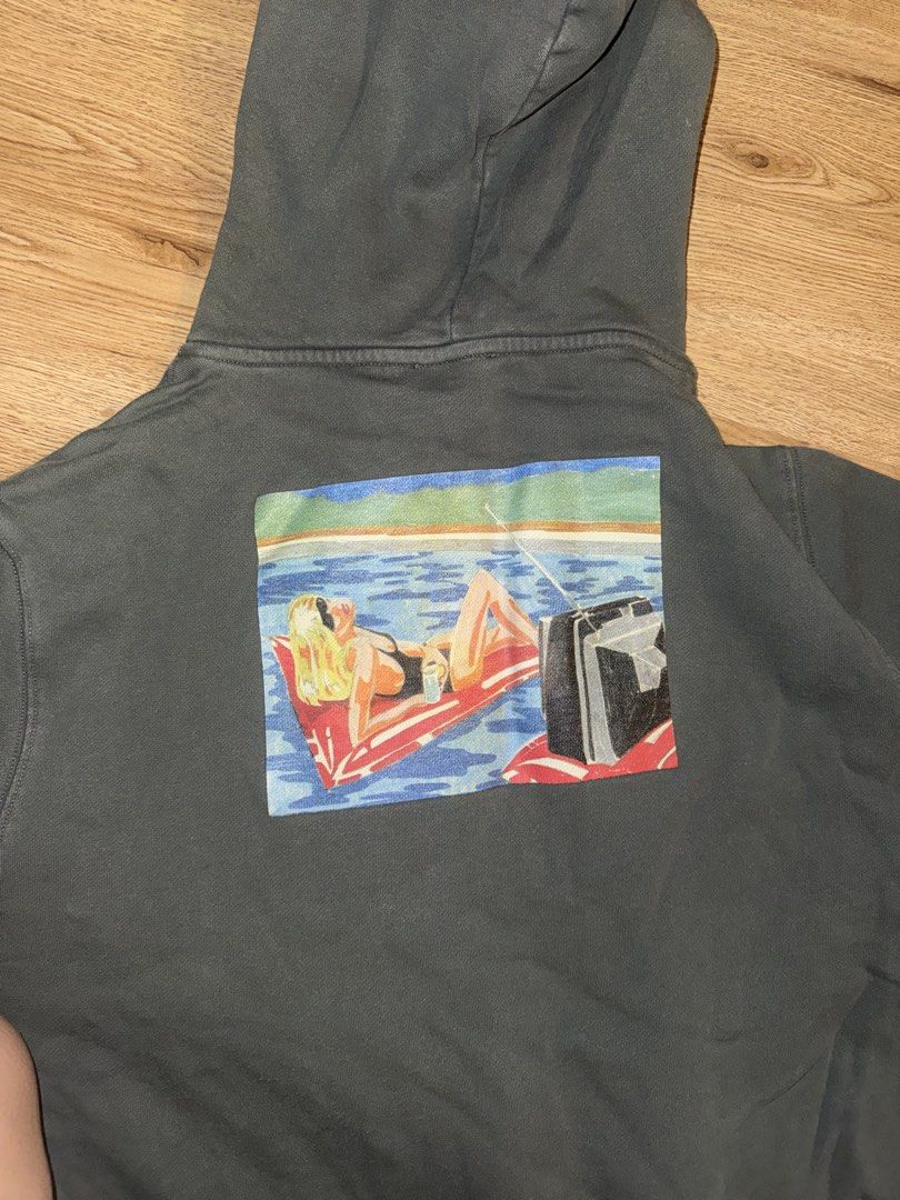 FIORUCCI GRAPHIC HOODIE (Category: Coats, Jackets and Outerwear) located in Las Pinas. Submitted by coolthreadz (Listing ID 1468177873, Image 3). Description: 🖤 FIORUCCI GRAPHIC HOODIE 🏷️ Design: Fiorucci Multi-Color Logo & Poolside Graphic Hoodie 📏 Size: L 🎨 Color: Washed Charcoal / Dark Grey Bought in Makati Rockwell ✨ Details: * Classic drawstring hoodie with front kangaroo pocket * Front features a vibrant, multi-colored stacked "FIORUCCI