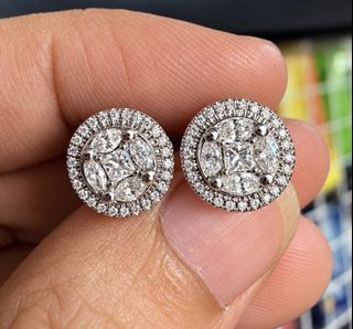 (Category: ) located in . Submitted by loveeofgoldiss (Listing ID 1468172475, Image 1). Description: .