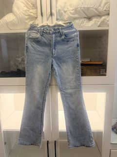 (Category: ) located in . Submitted by destashingmycloset (Listing ID 1468113761, Image 1). Description: .