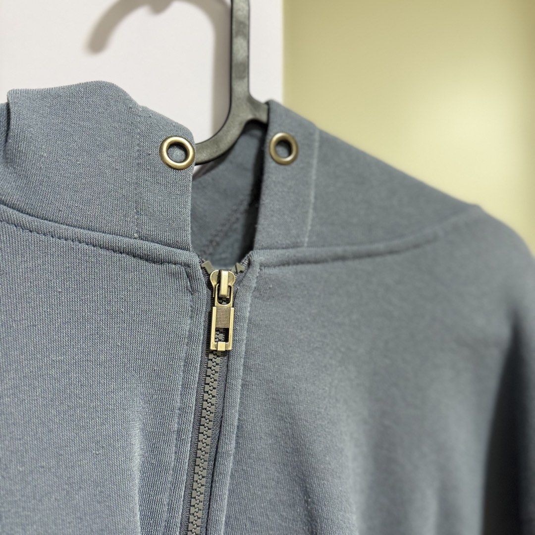 folded & hung light blue zip up hoodie (Category: Coats, Jackets and Outerwear) located in Cavite. Submitted by lovedbysham (Listing ID 1468274018, Image 3). Description: - Brand: Folded & Hung - Color: Gray - Size: Men's Medium - Features: Full front zipper with metallic hardware, attached hood, front kangaroo pocket, ribbed cuffs and hem - Interior: Comfortable fleece lining - Style: Casual everyday wear - Condition: Good overall condition.