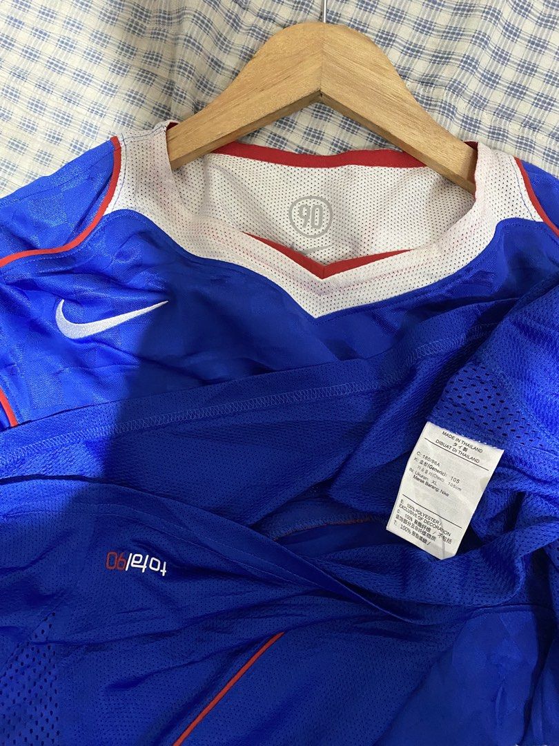 football jersey (Category: Tshirts & Polo Shirts ) located in Manila. Submitted by rcvnt (Listing ID 1468088462, Image 2). Description: 23 x 27.
