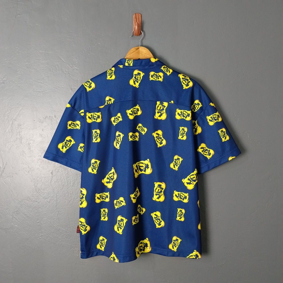For Men - Happy Easy Anyways (Category: Tshirts & Polo Shirts ) located in Bacolod City. Submitted by drop.ph (Listing ID 1468130662, Image 2). Description: Happy Easy Anyways by Hardly Ever's *Size M - 22x27 *Very Good *Lints at the back *Price: 680php *Add SF if outside Bacolod City .