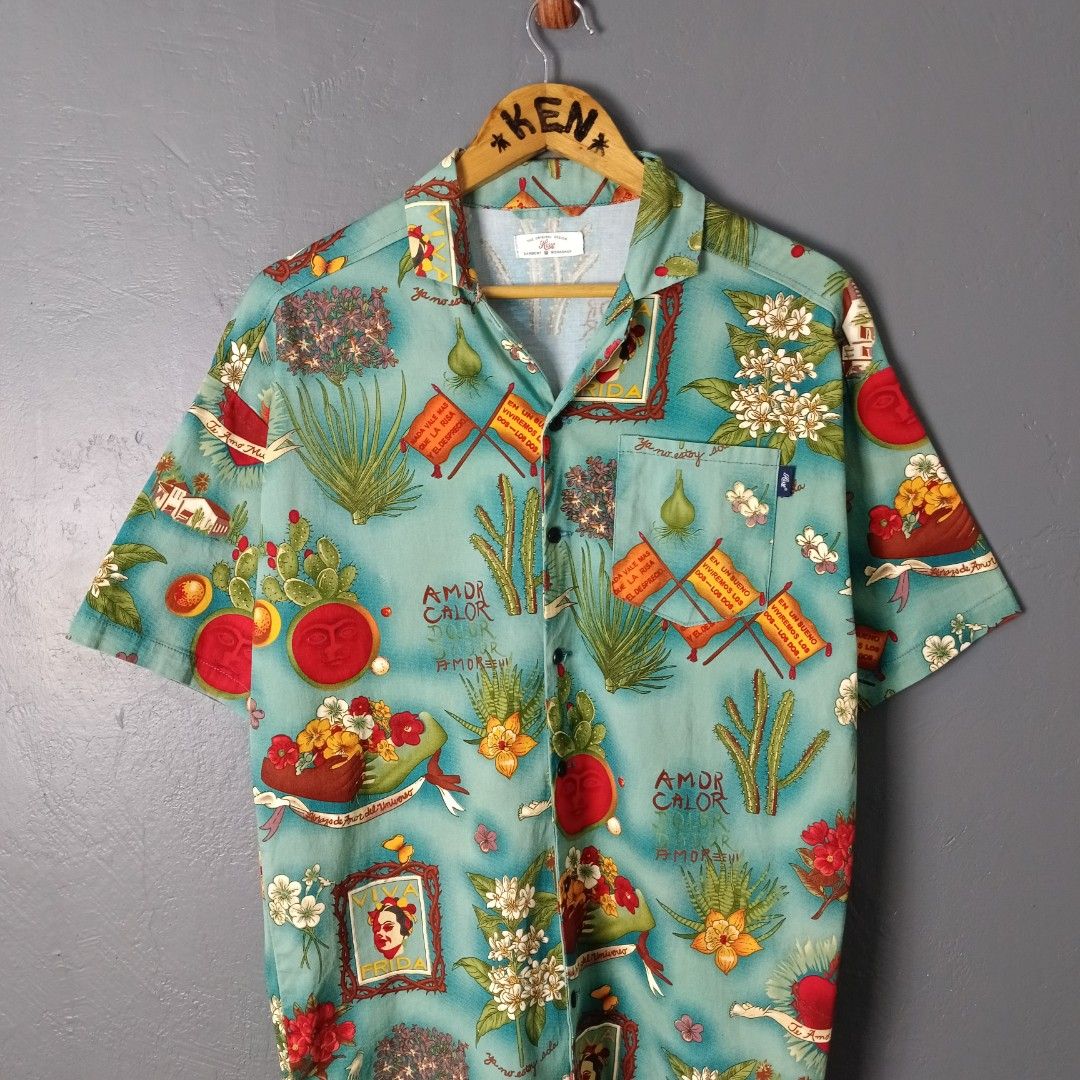 For Men - Hisso (Category: Tshirts & Polo Shirts ) located in Bacolod City. Submitted by drop.ph (Listing ID 1468128988, Image 3). Description: Hisso Authentic *Size M - 20x27, 28.5 Back *Excellent *No Flaws *Price: 780php *Add SF if outside Bacolod City .