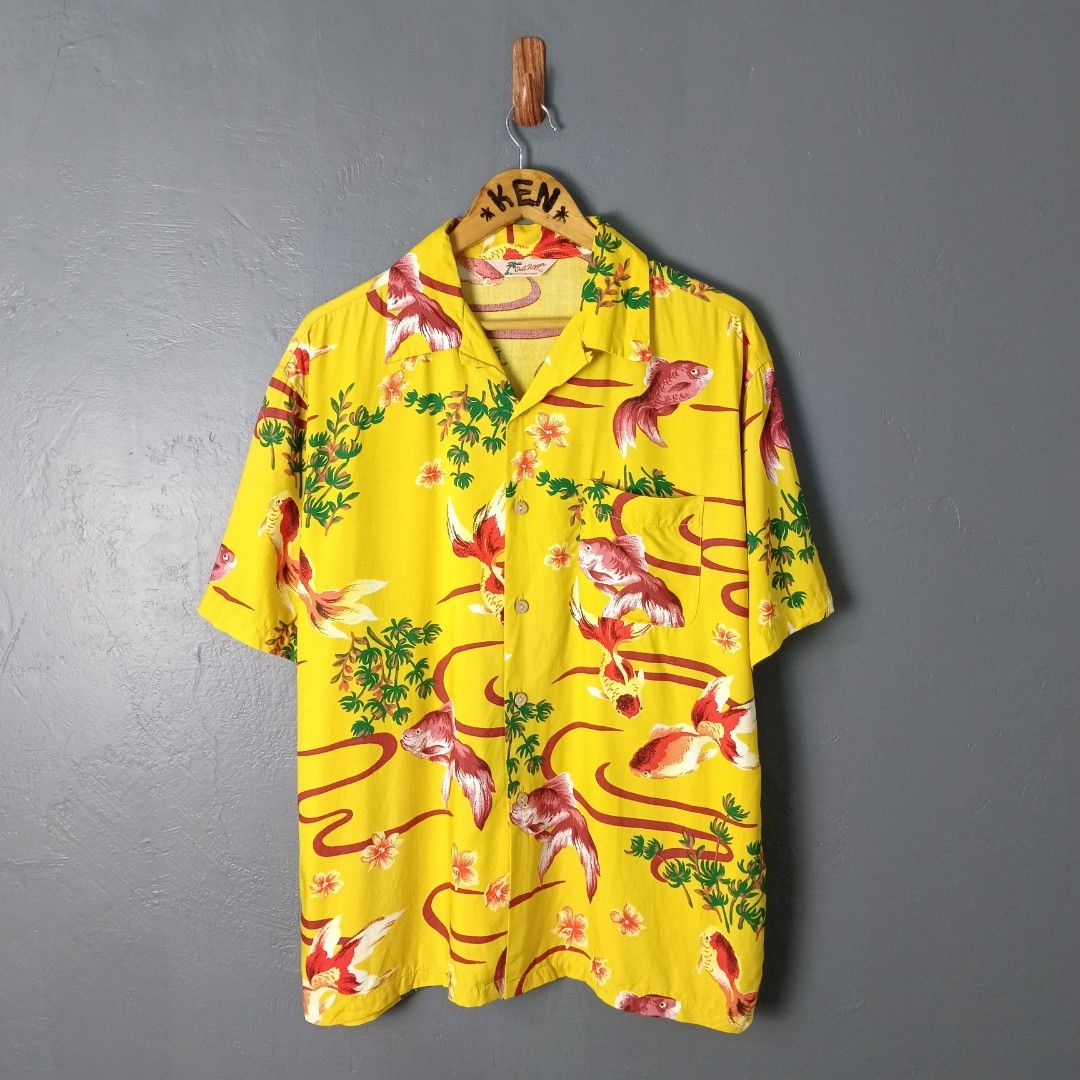 For Men - Out Rigger (Category: Tshirts & Polo Shirts ) located in Bacolod City. Submitted by drop.ph (Listing ID 1468130111, Image 1). Description: Outrigger - Hawaiian Shirt Authentic *Size L - 23x27.5 *Excellent *No flaws *Price: 780php *Add SF if outside Bacolod City.