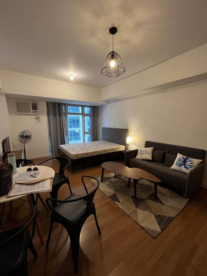 (Category: ) located in . Submitted by sterlingre84618 (Listing ID 1468165187, Image 1). Description: .