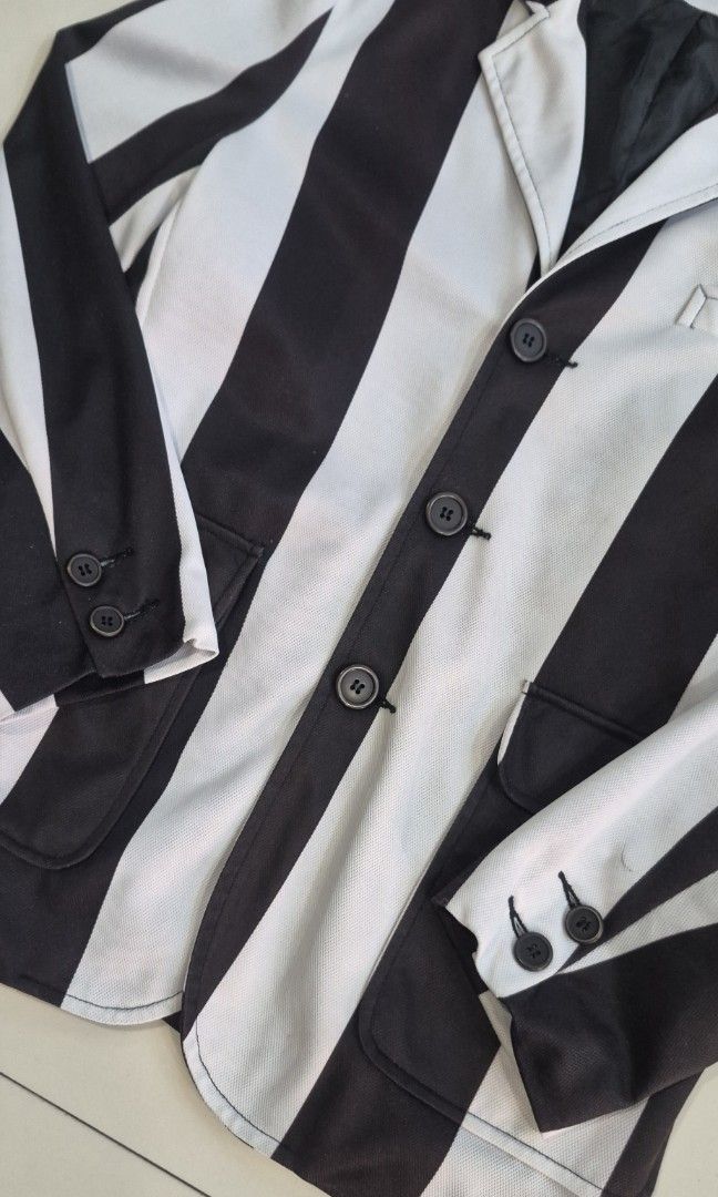 For Sale: K-2 Stripes Pattern Coat (Category: Coats, Jackets and Outerwear) located in Pasig City. Submitted by radcuratesclothing2026 (Listing ID 1468217373, Image 3). Description: 🌺 For Sale 🌺 K-2 Stripes Pattern Coat •Size Small(size 38) •Good condition •Complete Buttons •P800 •Pasig #RadCuratesClothing.