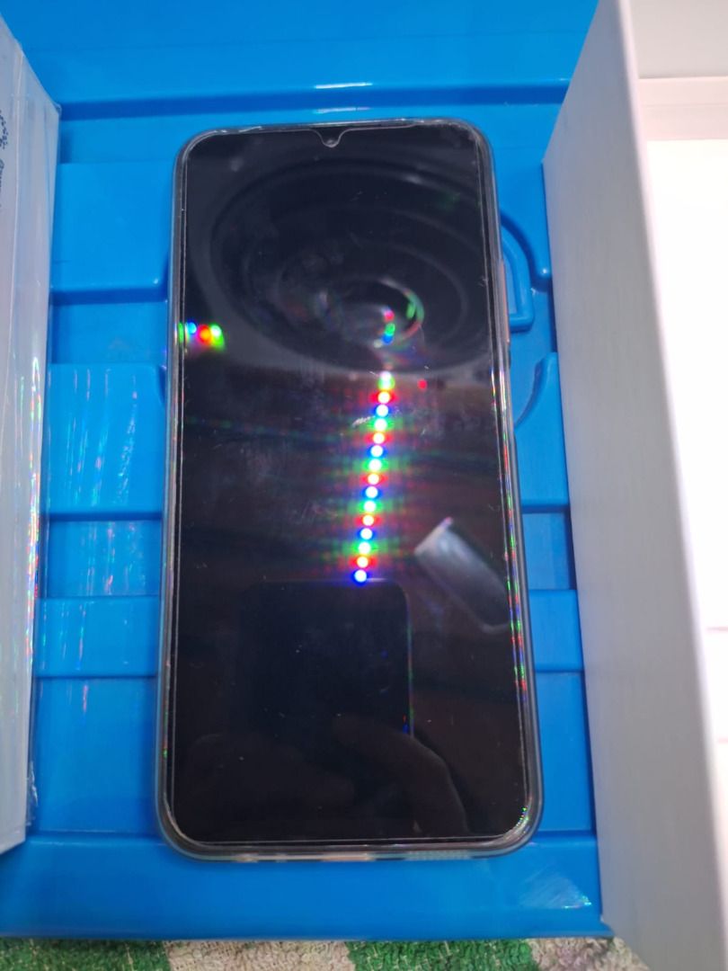 Redmi 15C 5G 8GB+128GB (Category: Android Others) located in Caloocan City. Submitted by hanissamor93001 (Listing ID 1468060221, Image 2). Description: New Redmi 15C Color: Twilight Orange RAM: 8GB ROM: 128GB Battery: 6000mAh 6.9" Large Display 120Hz refresh rate Complete with: Silicon Case 33W Fast Charger Price is slightly negotiable.