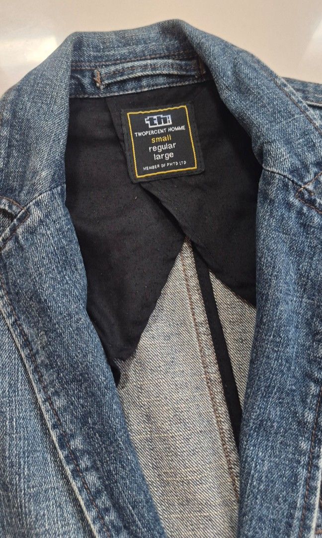 For Sale: Two Percent Single Button Denim Coat (Category: Coats, Jackets and Outerwear) located in Pasig City. Submitted by radcuratesclothing2026 (Listing ID 1468208517, Image 2). Description: 🌺 For Sale 🌺 Two Percent Single Button Denim Coat •Size Small(size 36) •Good condition •Complete Buttons •P800 •Pasig #RadCuratesClothing.