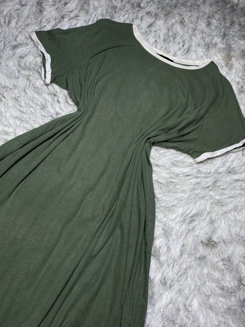 Forever21 over sized sleepdress (Category: Undergarments & Loungewear) located in Manila. Submitted by csjlgen (Listing ID 1468121703, Image 3). Description: .
