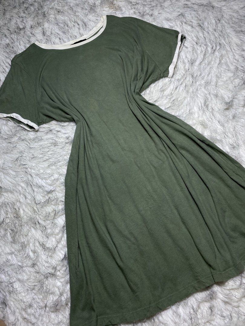 Forever21 over sized sleepdress (Category: Undergarments & Loungewear) located in Manila. Submitted by csjlgen (Listing ID 1468121703, Image 2). Description: .
