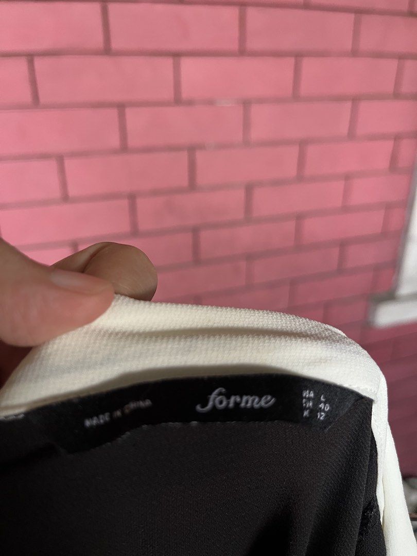Forme longsleeves (Category: Activewear) located in Quezon City. Submitted by dressingroombylech (Listing ID 1468094969, Image 2). Description: .