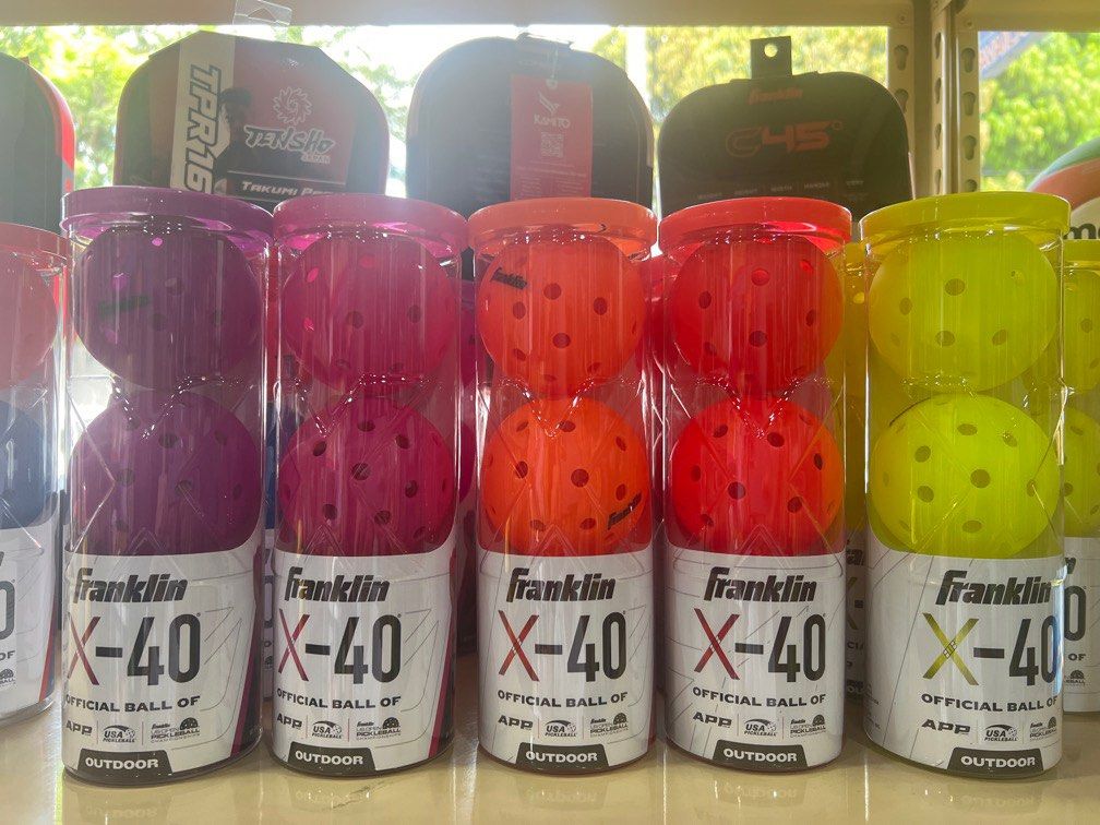 Franklin pickleball ball X40 Outdoor (Category: Racket and Ball Sports) located in Manila. Submitted by sportinggoods10 (Listing ID 1468108271, Image 1). Description: .
