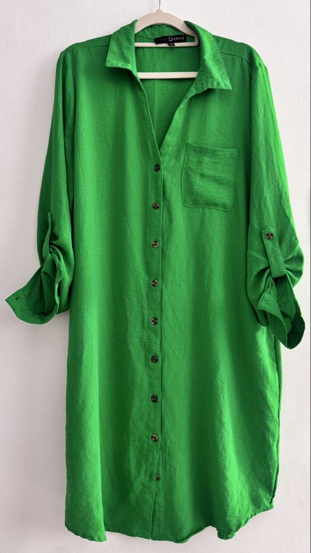 Fred David Green Dress (Category: Dresses) located in Paranaque City. Submitted by simplylizzy (Listing ID 1468080409, Image 1). Description: .